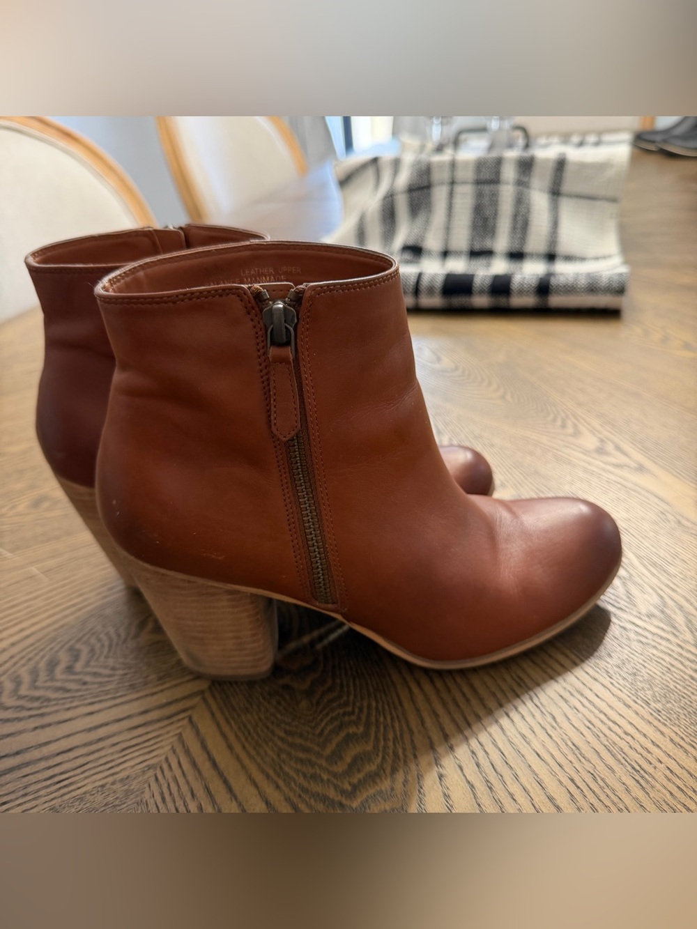 BP Trolley brown leather ankle booties size 8.5